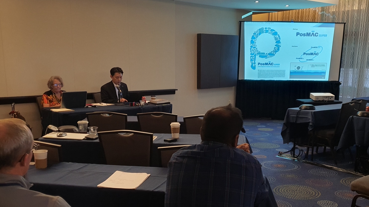 포스코의 초고내식도금강판 제품 '포스맥 슈퍼(PosMAC Super)'에 대한 미국 강재 규격 인증이 진행되고 있다./포스코 