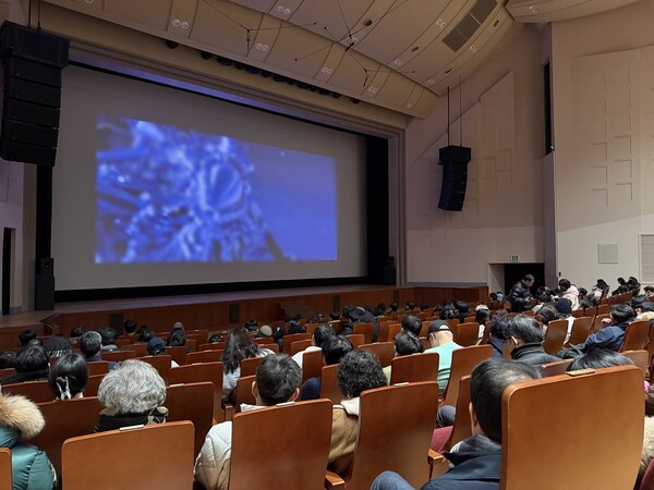 포스코 광양제철소가 지난 7일부터 9일까지 3일간 백운아트홀에서 직원들과 시민들을 위해 영화 ‘하얼빈’을 상영했다. /포스코