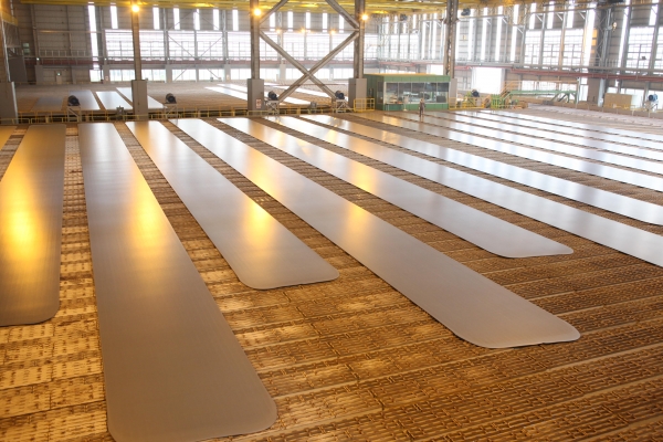 사진은 동국제강이 생산한 국산 후판. /동국제강