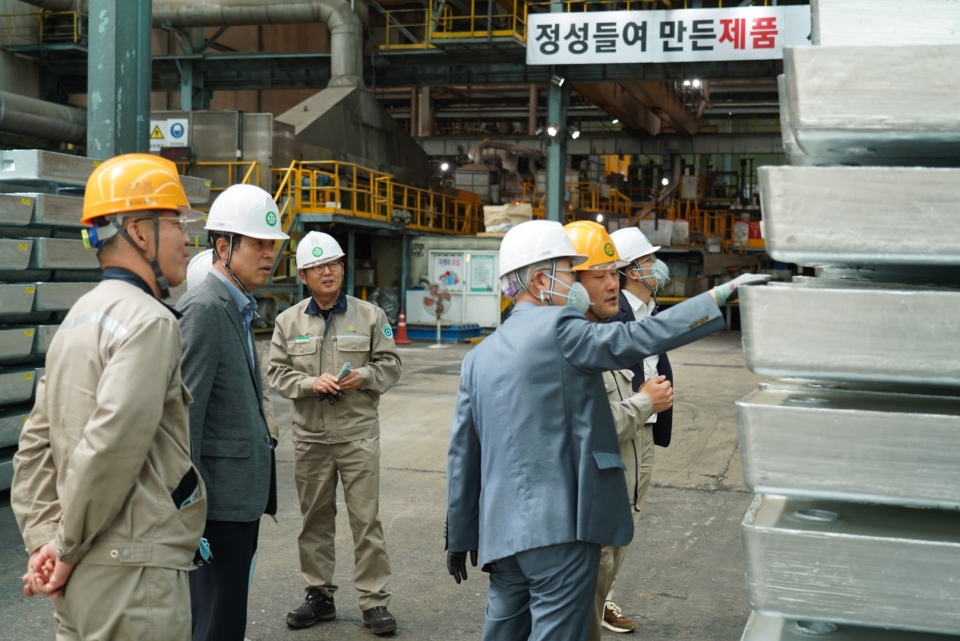 영풍 사외이사진 석포제련소 첫 방문, 현장 경영 강화 시동(제공=영풍)