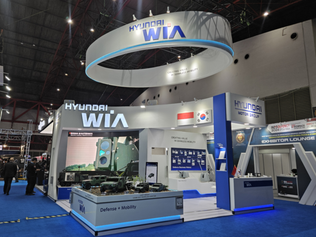 ▲ 인도네시아 자카르타에서 11일(현지시간) 개막한 방위산업 전시회 ‘INDO Defence 2025 Expo & Forum’에 참가한 현대위아의 전시장 모습. (사진=현대위아)