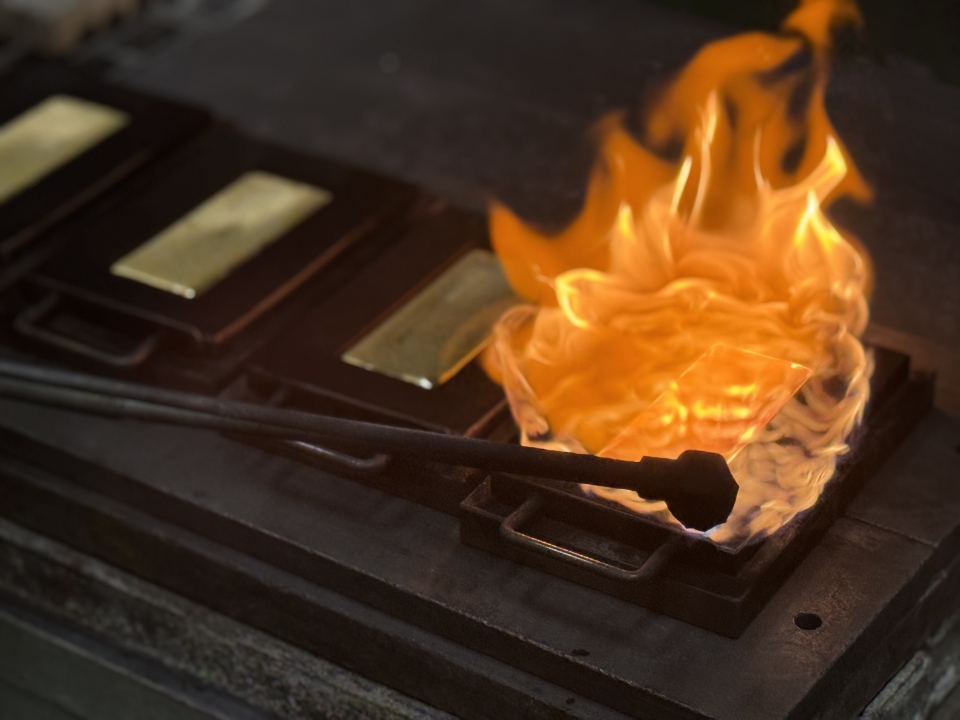 리사이클 원료로 생산하는 고순도 금(제공=토리컴)