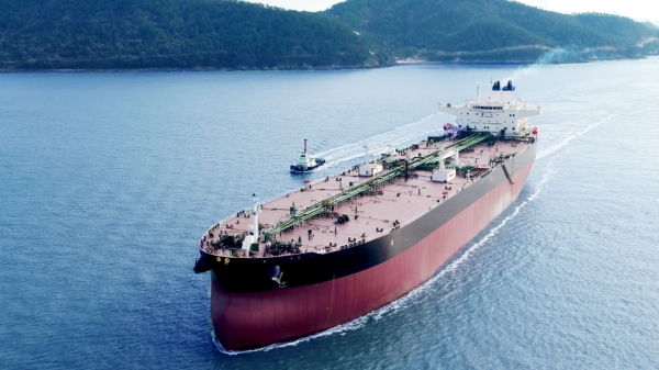 대한조선 수에즈막스급 원유운반선(157K COT). /대한조선