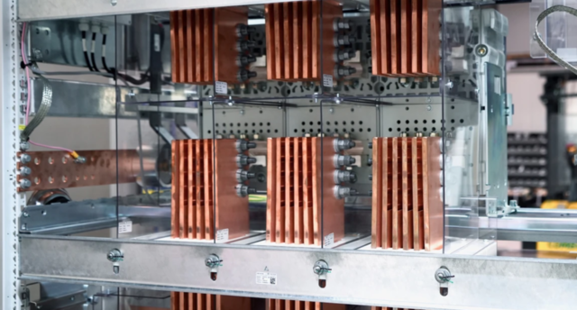 ▲ 서버랙 방열판으로 사용되는 구리