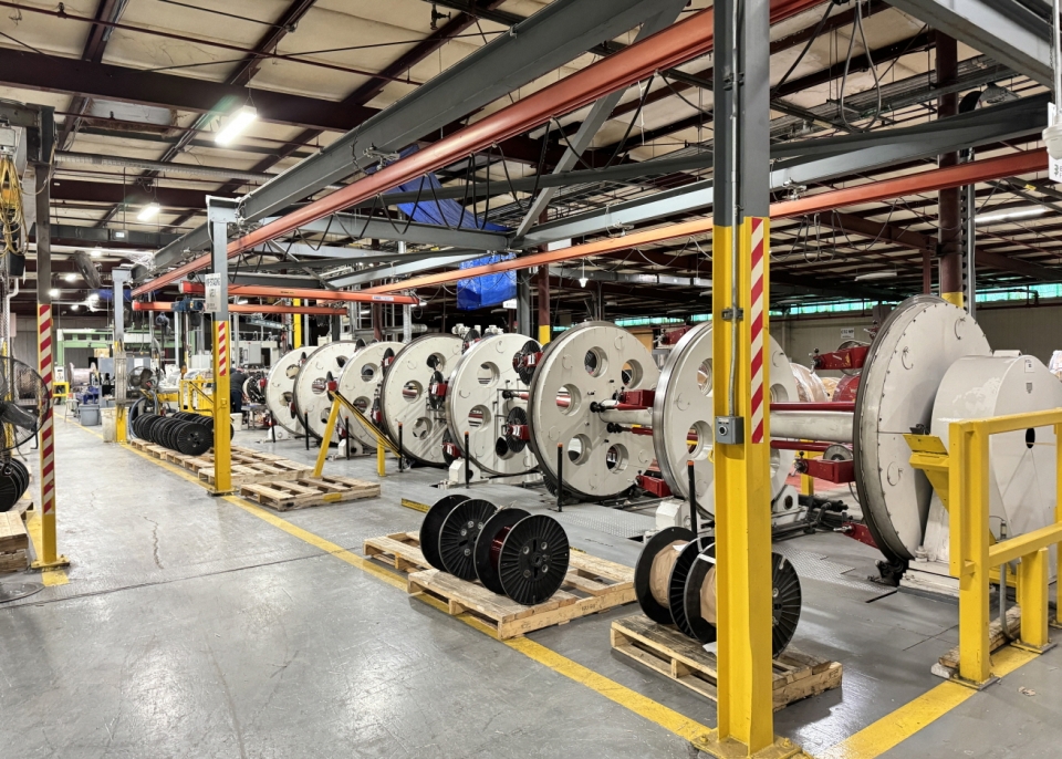 에식스솔루션즈 북미 공장 내 변압기용 특수 권선 설비(제공=LS)