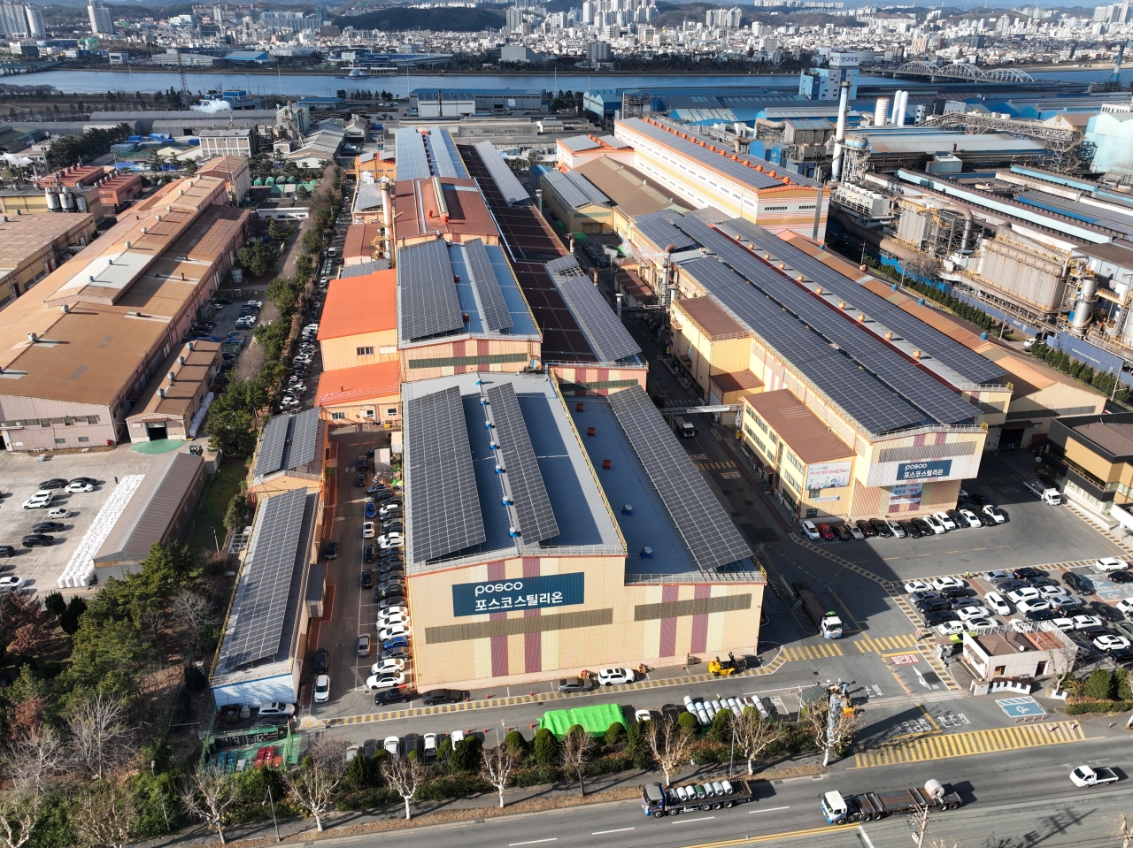 포스코스틸리온 공장동 전경